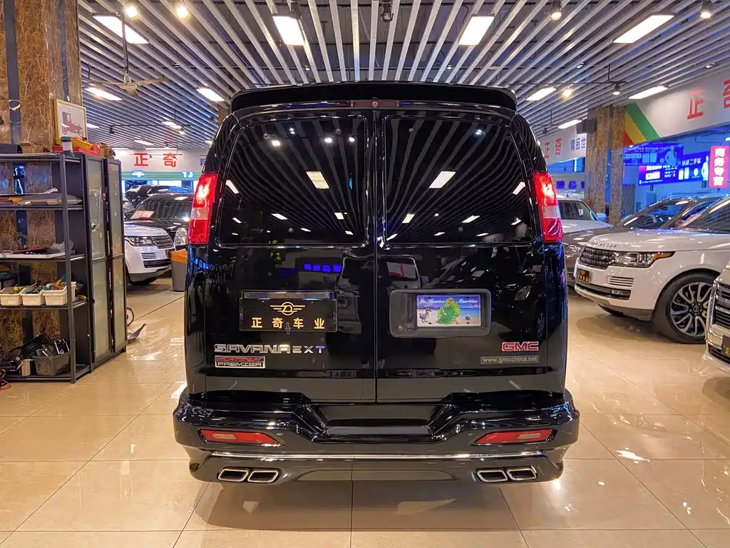 GMC Savana — миниатюра 16