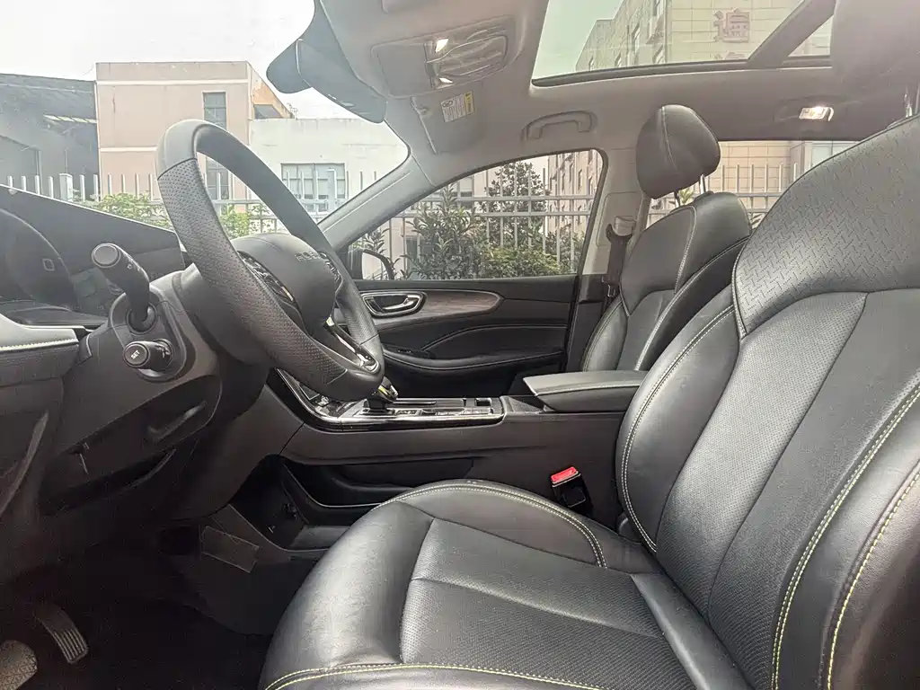 Roewe RX5 2023 PLUS 330TGI AT Smart