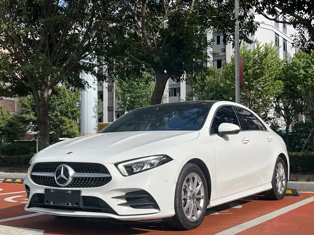 MERCEDES-BENZ A CLASS