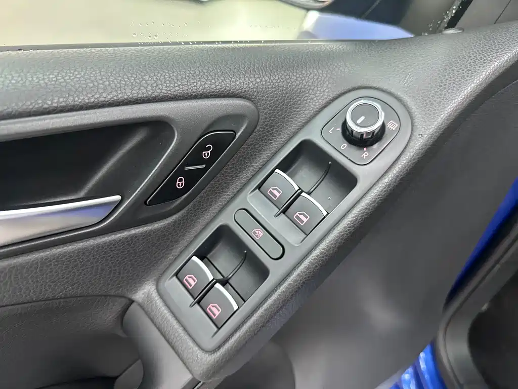 Volkswagen Golf (Import) 2.0TSI R, фото 6
