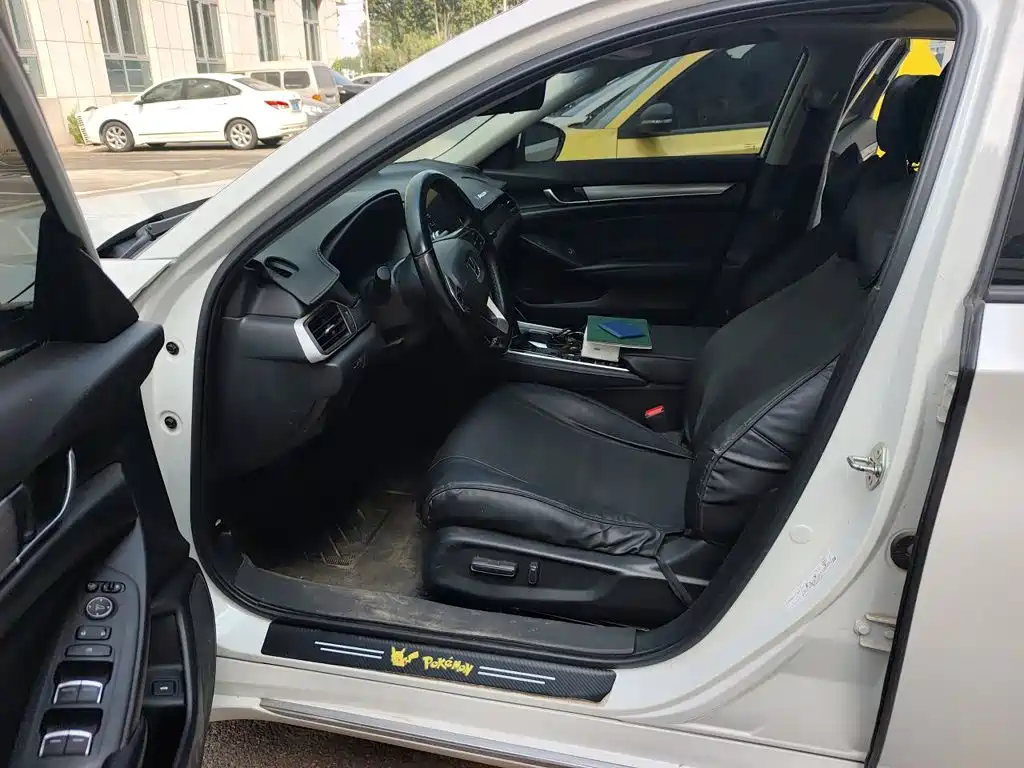 Honda Accord — миниатюра 16