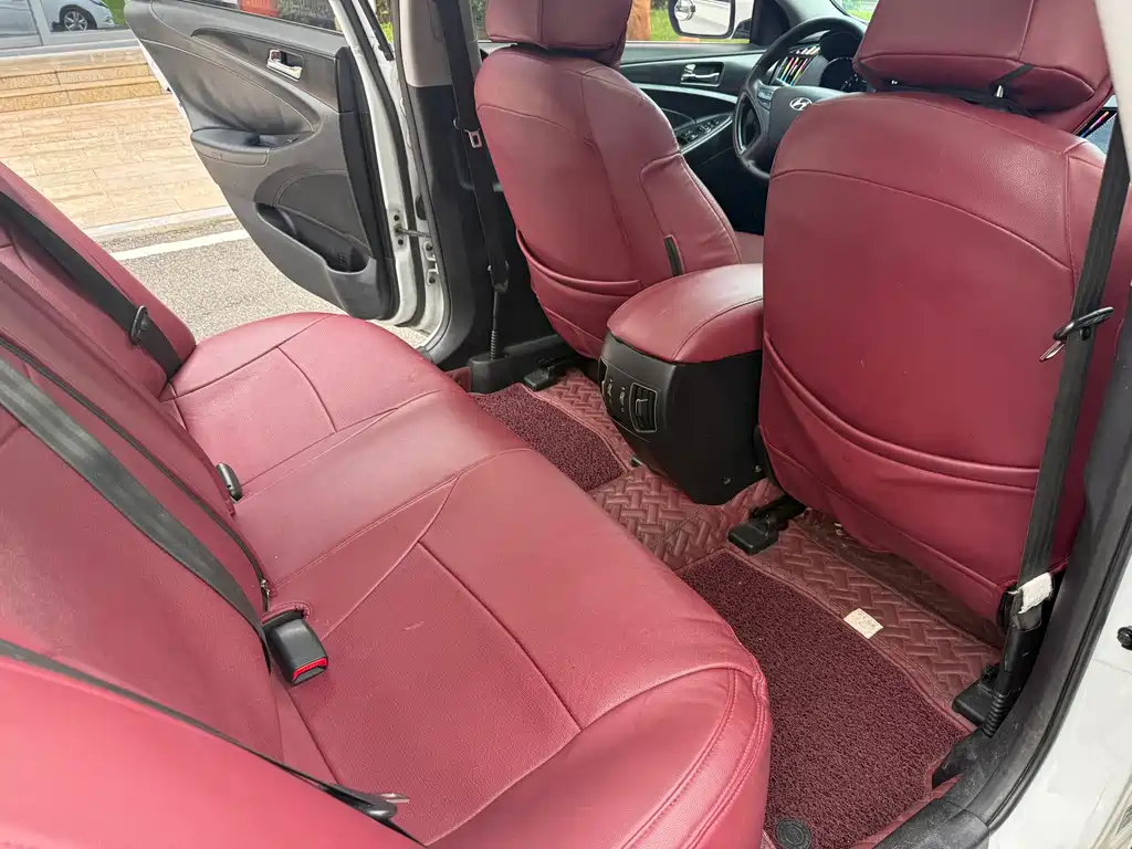 Hyundai Sonata — миниатюра 12