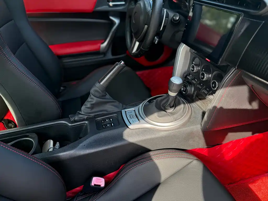 Toyota 86 2.0L Auto Luxury Type, фото 13