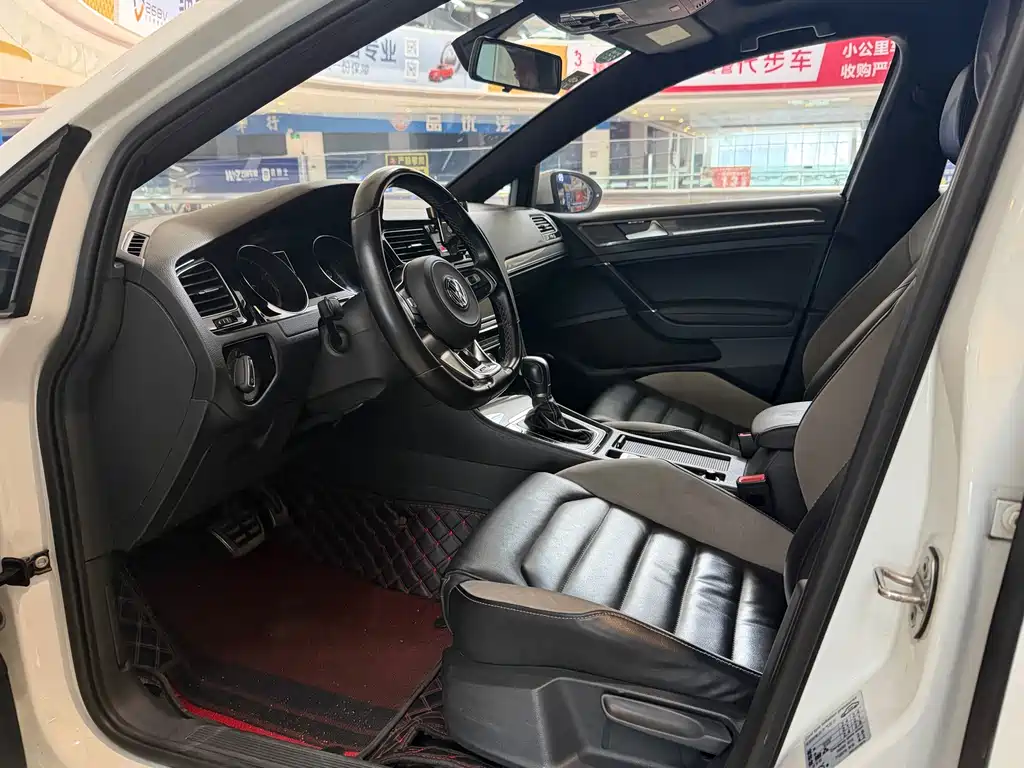 Volkswagen Golf — миниатюра 4