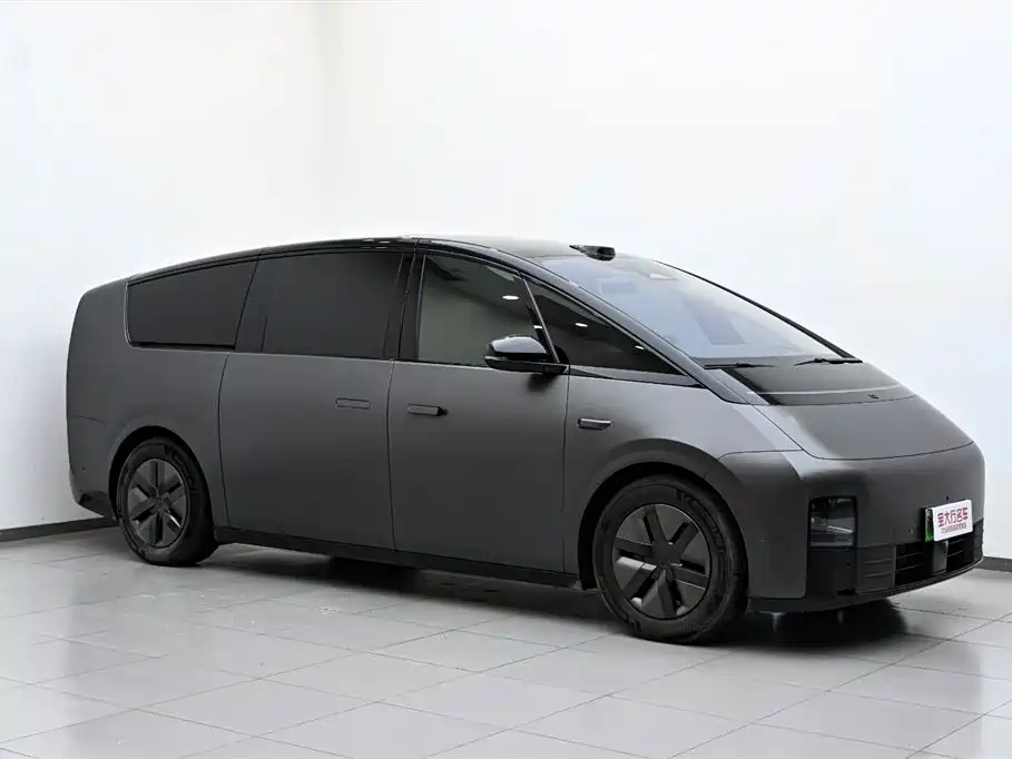 Li Auto MEGA 2025 Home