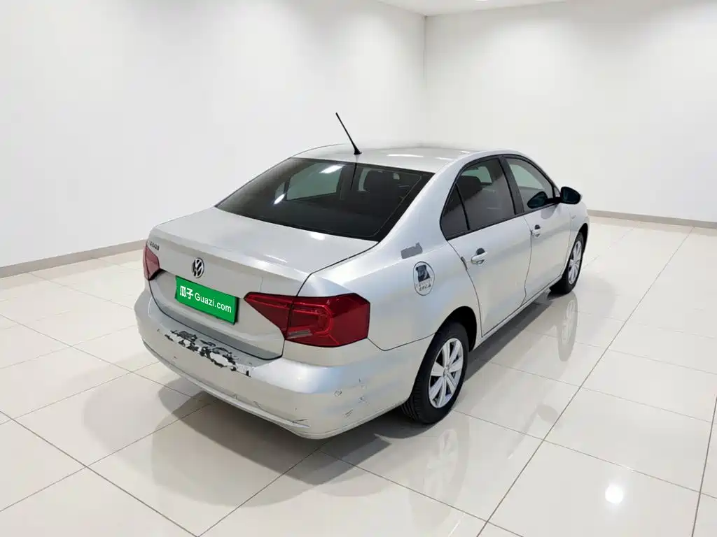 Volkswagen Jetta — миниатюра 4