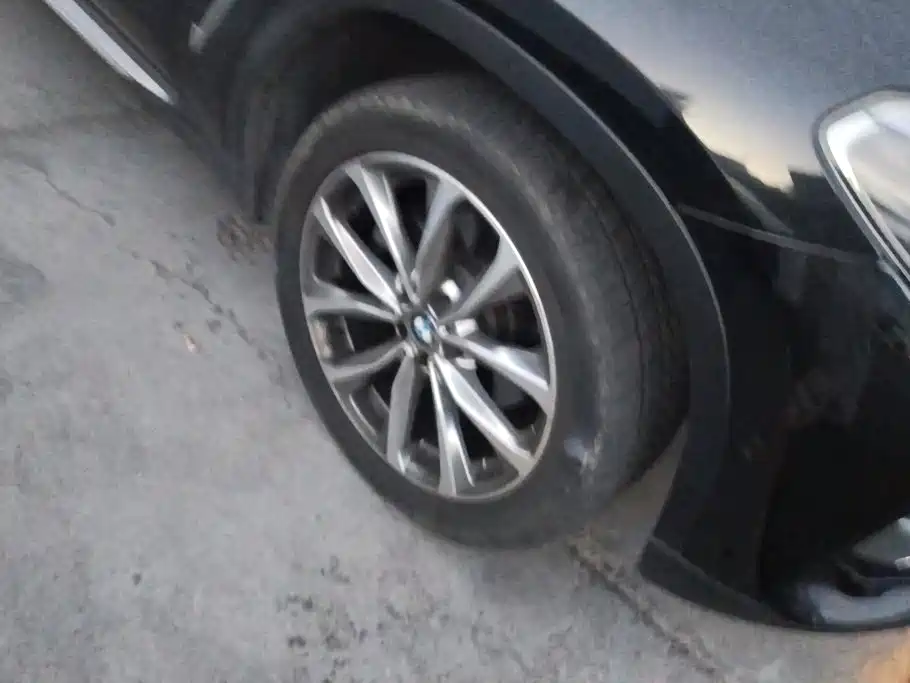 BMW X3 — миниатюра 6