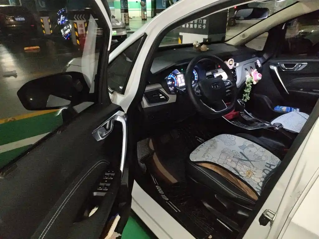 Geely Vision X3 — миниатюра 12