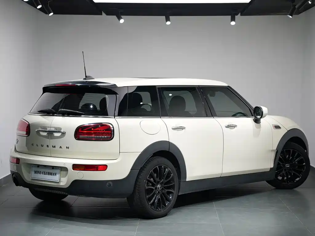 MINI Mini Clubman — миниатюра 6