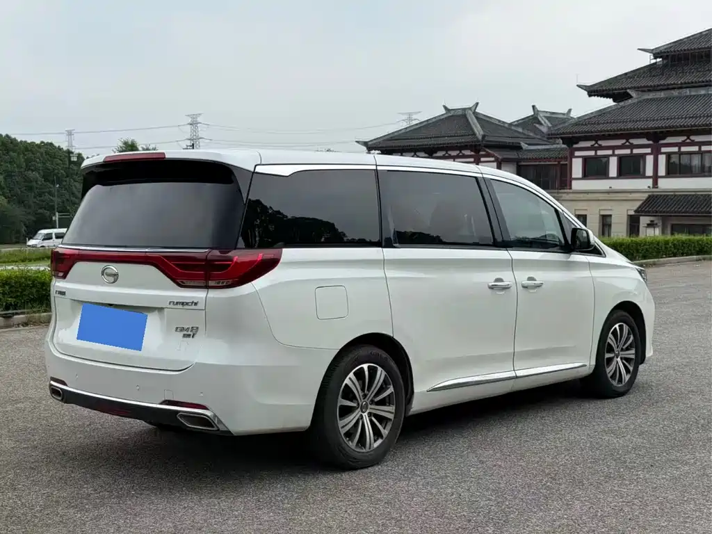 GAC M8 2018 320T Luxury