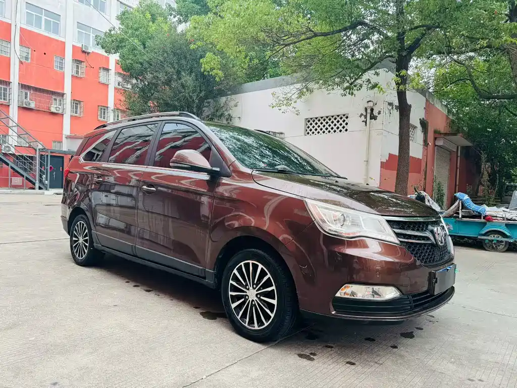 BAW Weiwang M50F — миниатюра 3