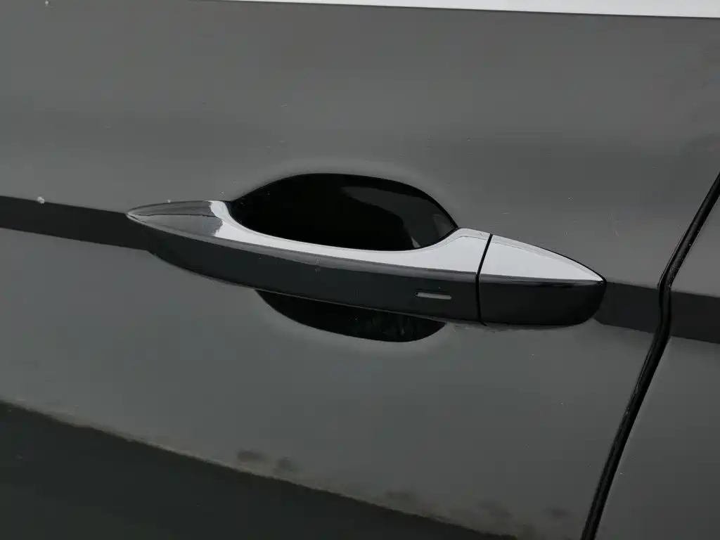 Volkswagen Magotan PHEV — миниатюра 18