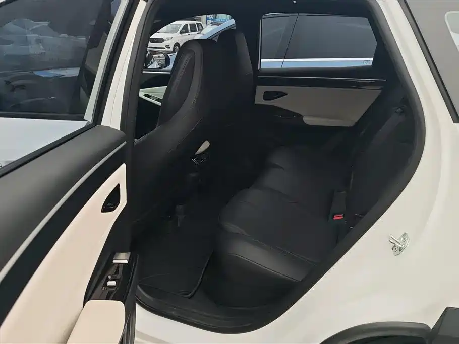 GEELY GALAXY GALAXY L7