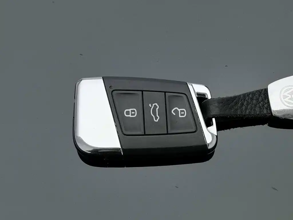 Volkswagen Magotan PHEV — миниатюра 19