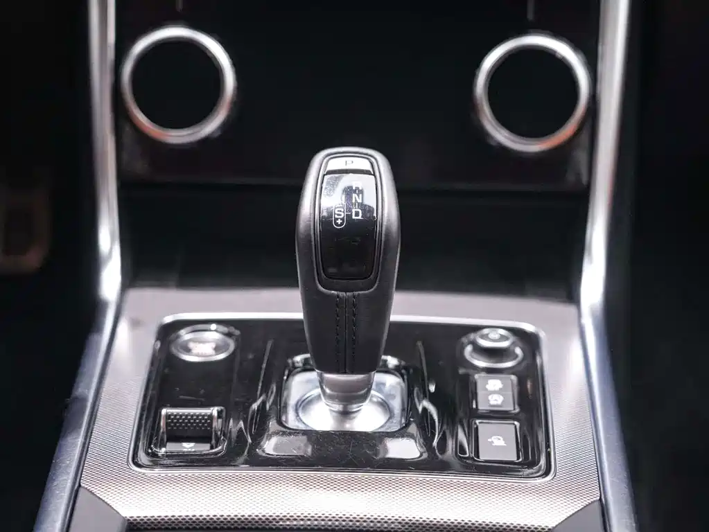 Jaguar XEL — миниатюра 16