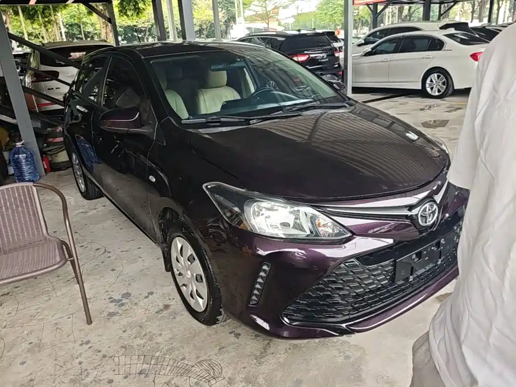 Toyota Vios FS — миниатюра 4