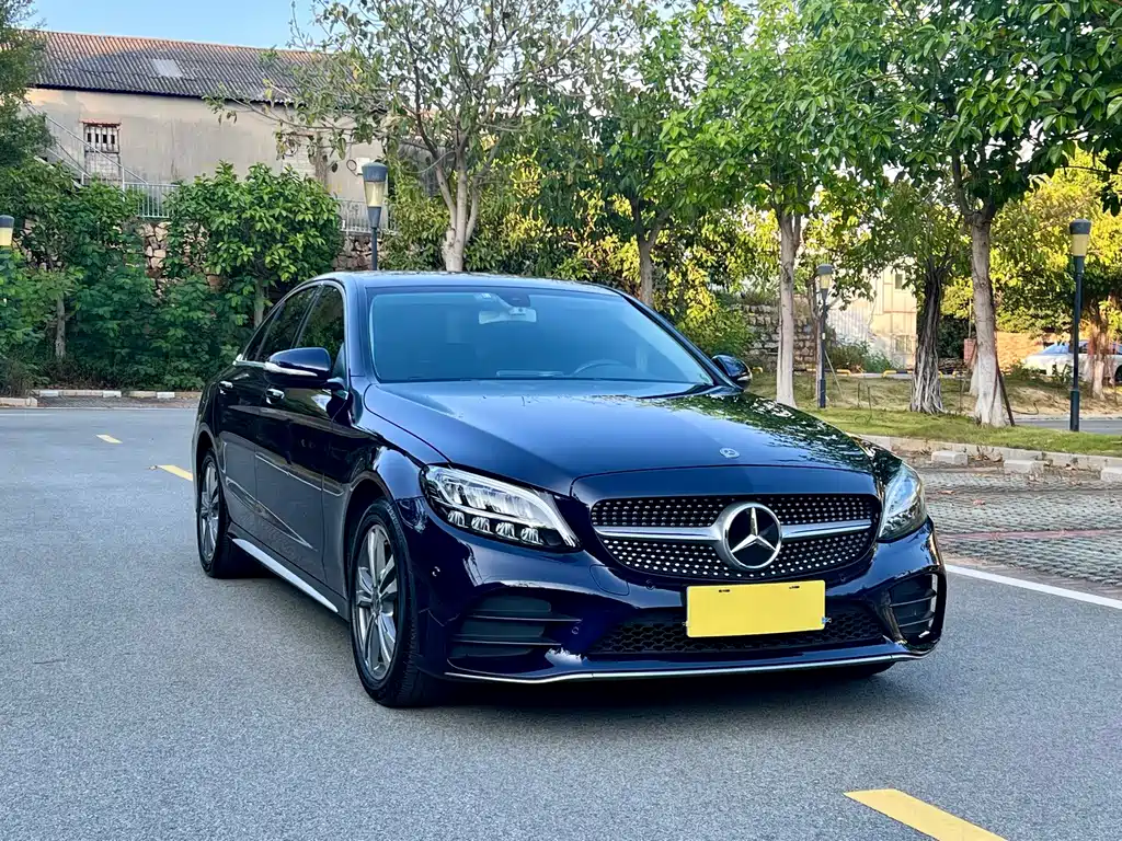 Mercedes-Benz C-Class — миниатюра 4