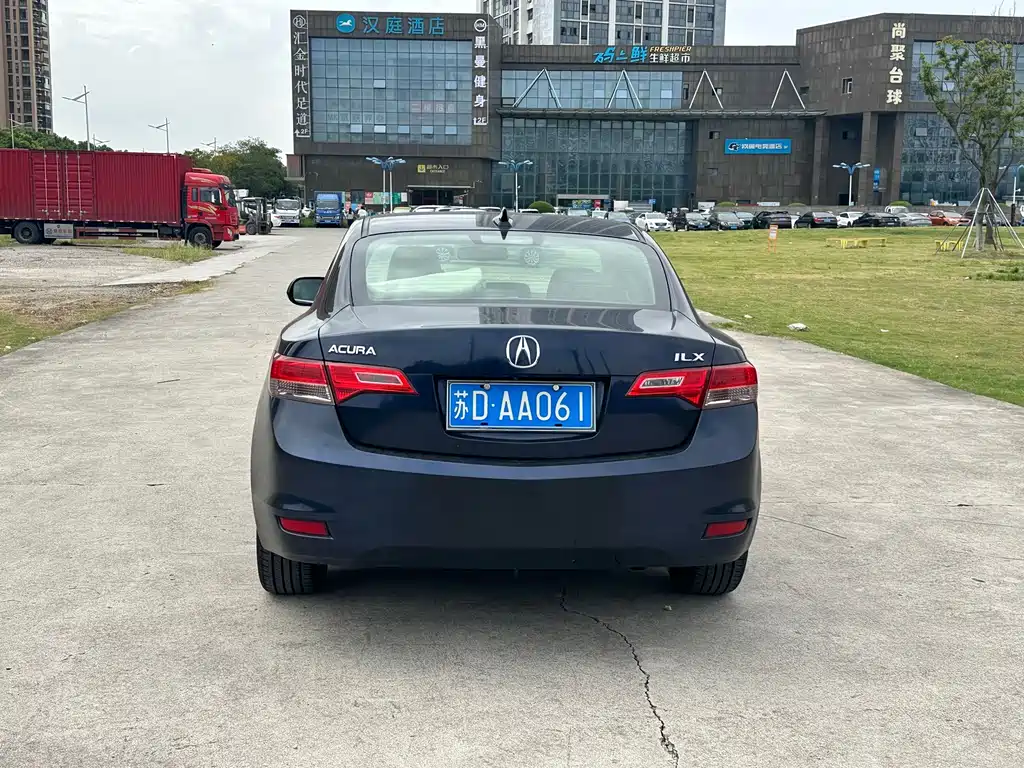 Acura ILX — миниатюра 5