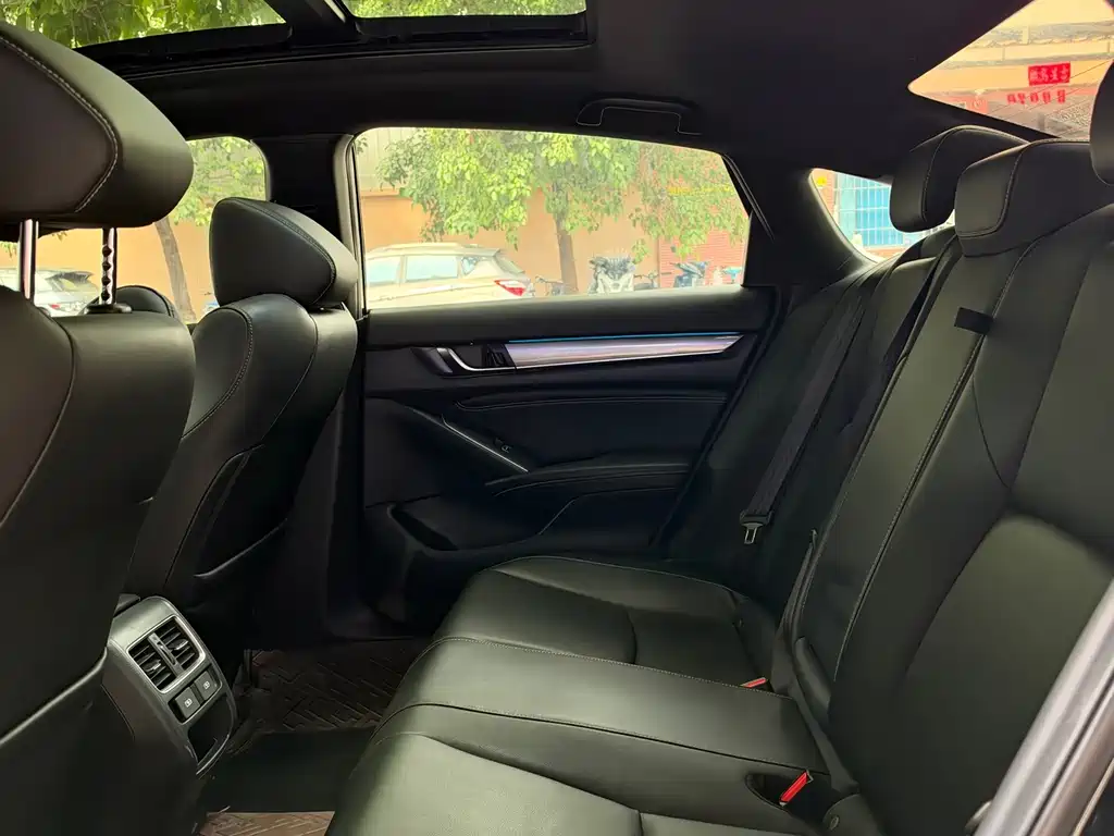 Honda Inspire — миниатюра 5