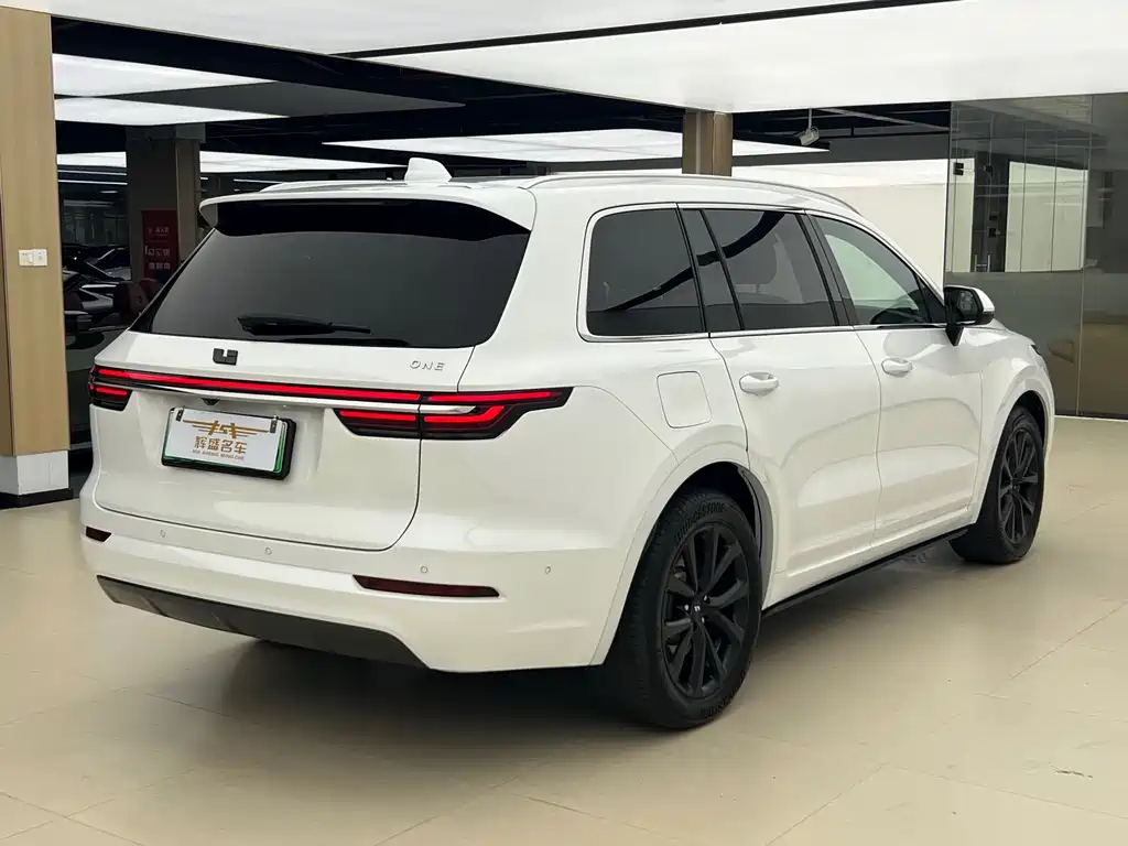 Li Auto Li ONE — миниатюра 7