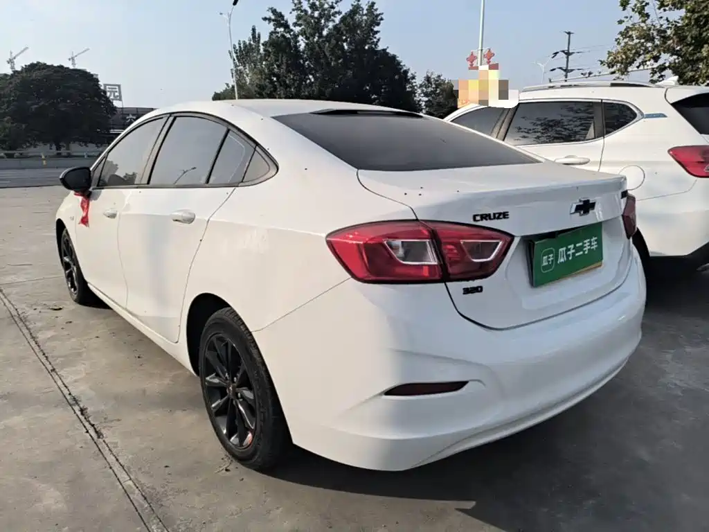 Chevrolet Cruze — миниатюра 5