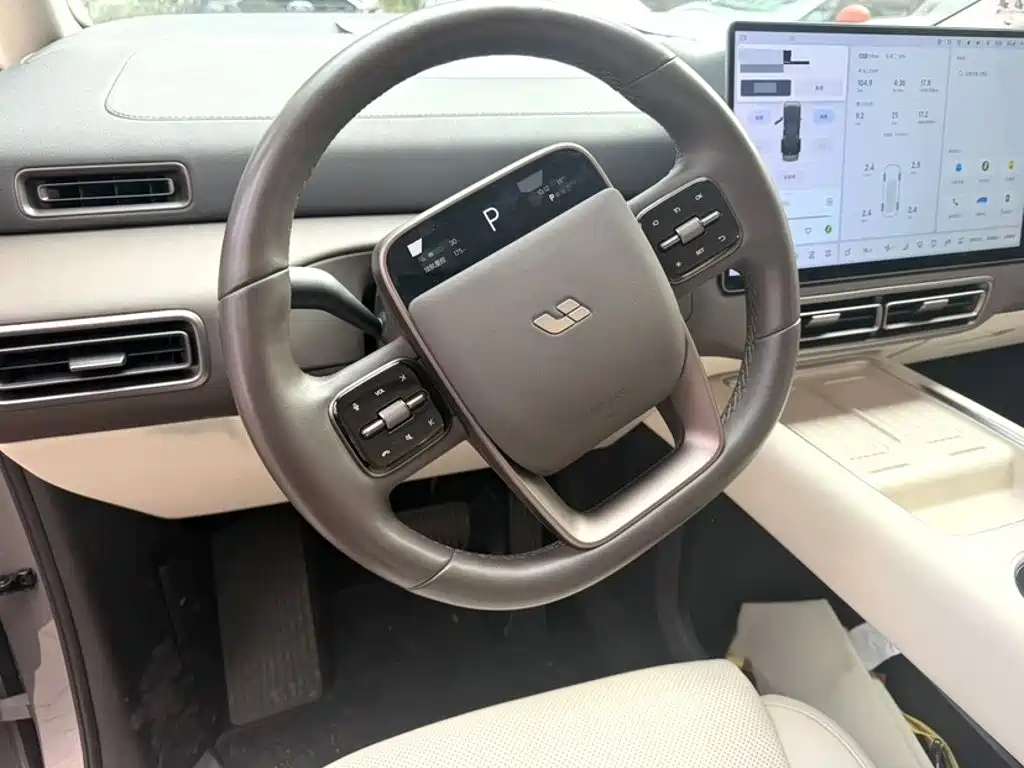 Li Auto Li MEGA — миниатюра 17