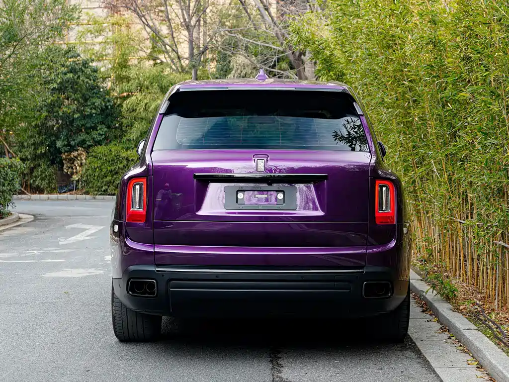 Rolls-Royce Cullinan — миниатюра 3