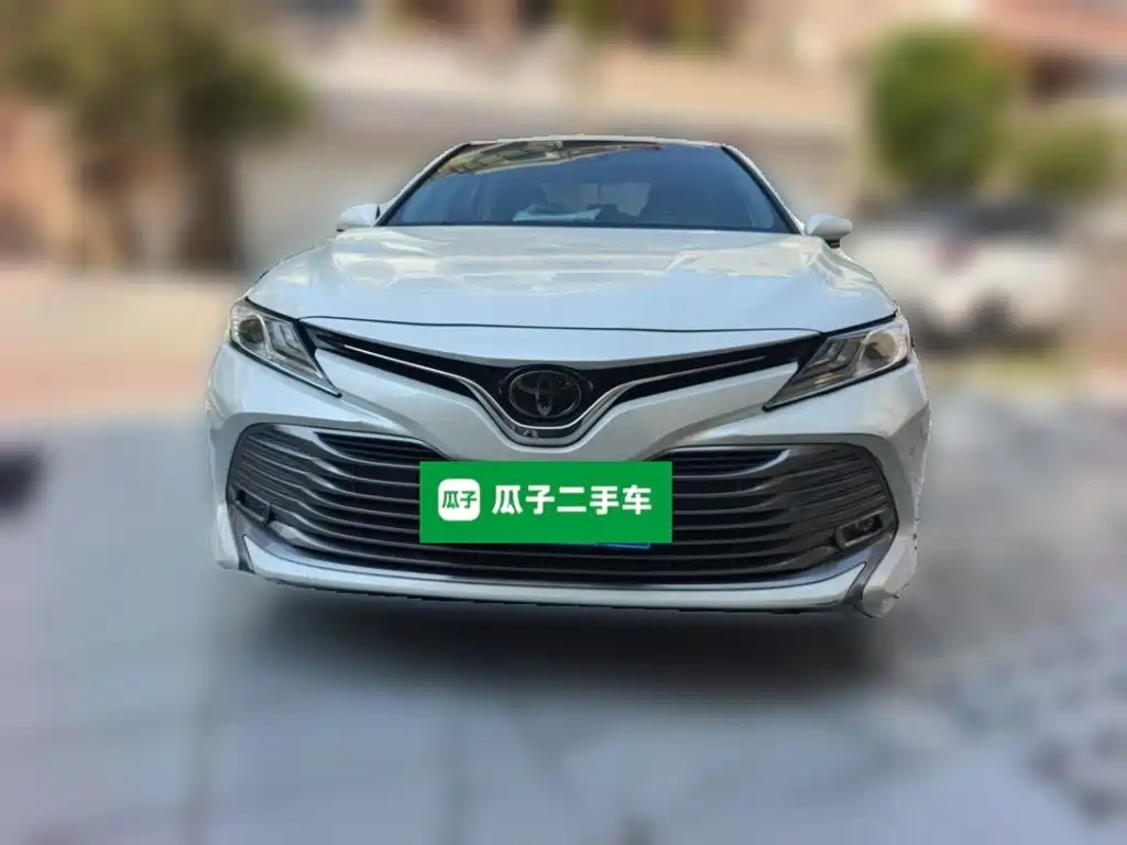 Toyota Camry — миниатюра 23