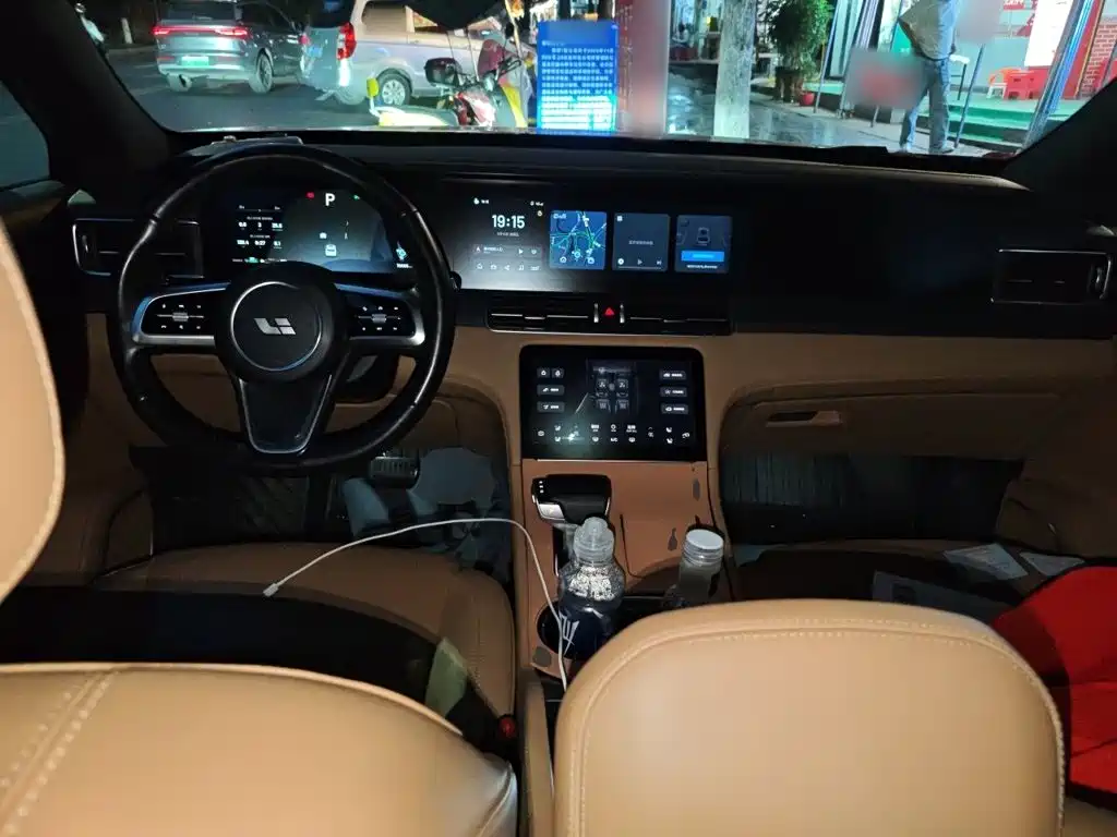 Li Auto Li ONE — миниатюра 5