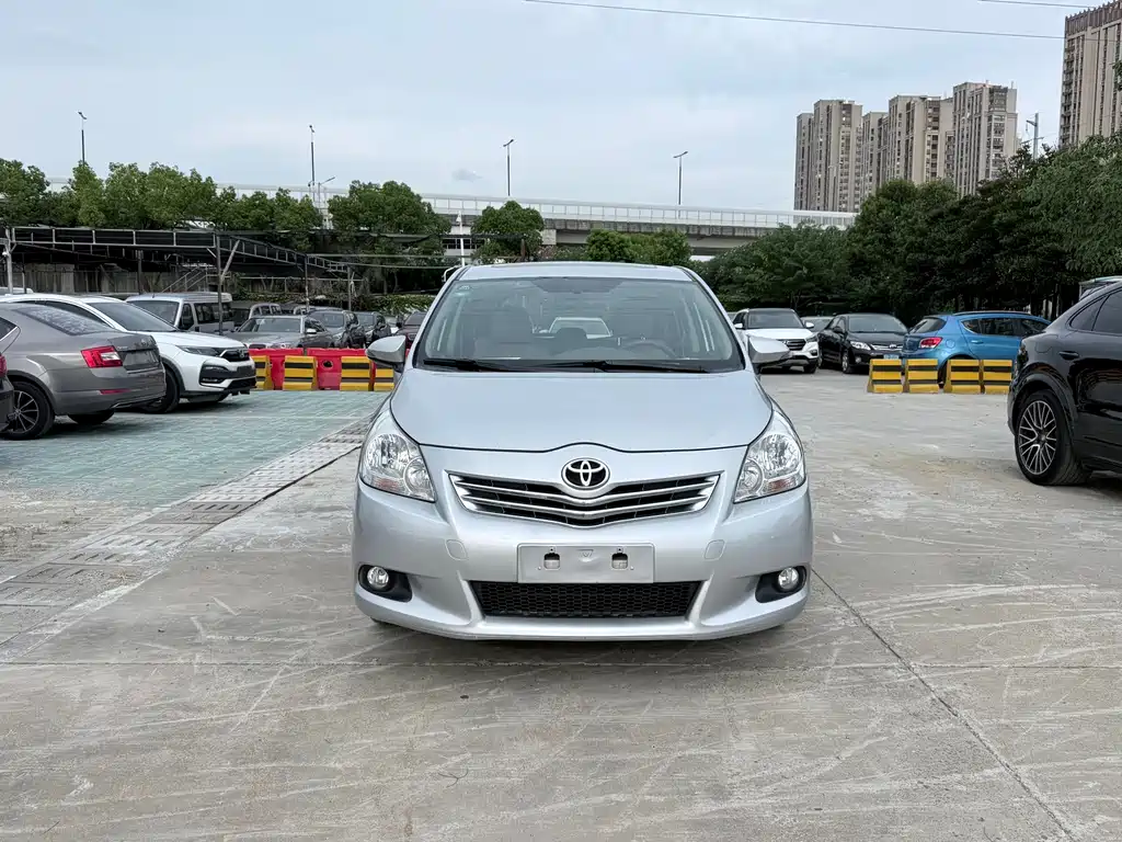 Toyota Verso — миниатюра 2