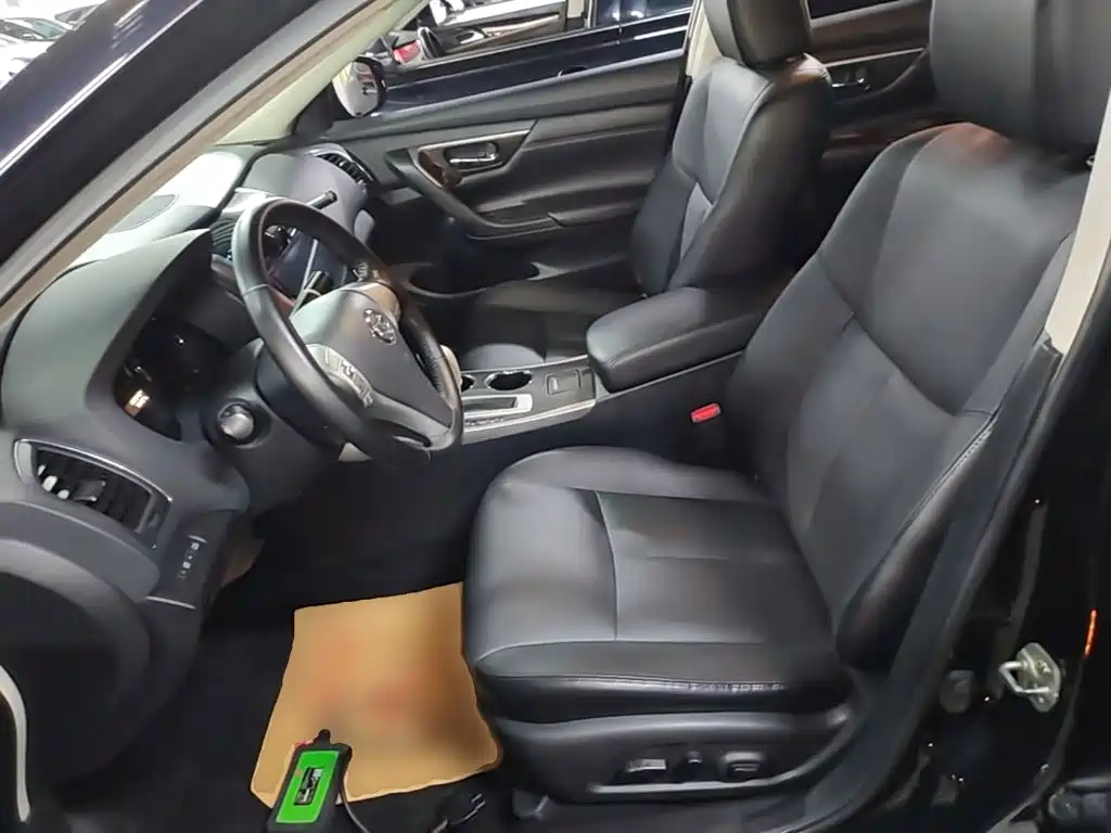 Nissan Teana — миниатюра 15