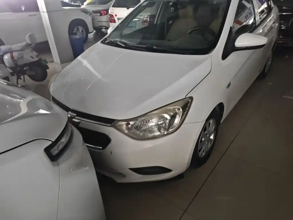 Chevrolet Sail — миниатюра 2