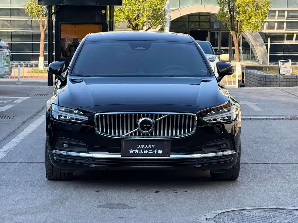 Volvo S90 — миниатюра 4
