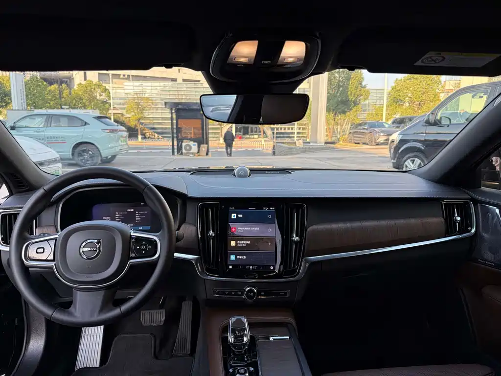 Volvo S90 — миниатюра 12