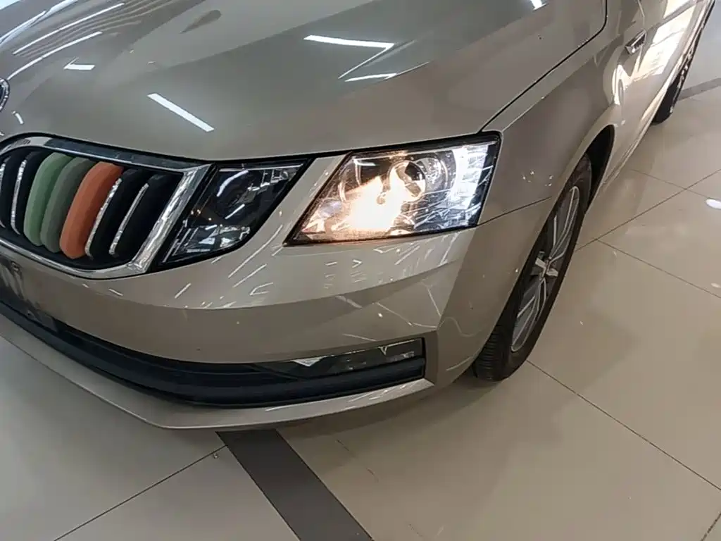 Skoda Octavia — миниатюра 24