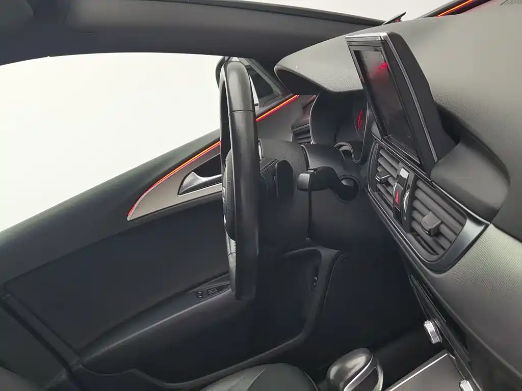 Audi A6L — миниатюра 22