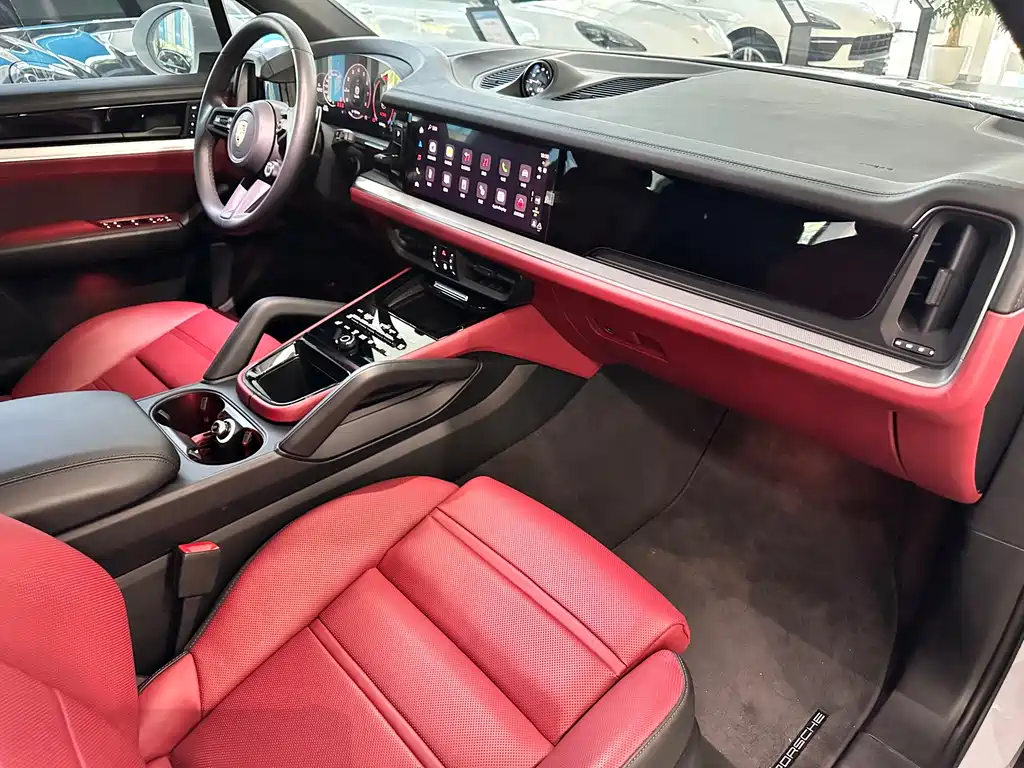 Porsche Cayenne — миниатюра 18