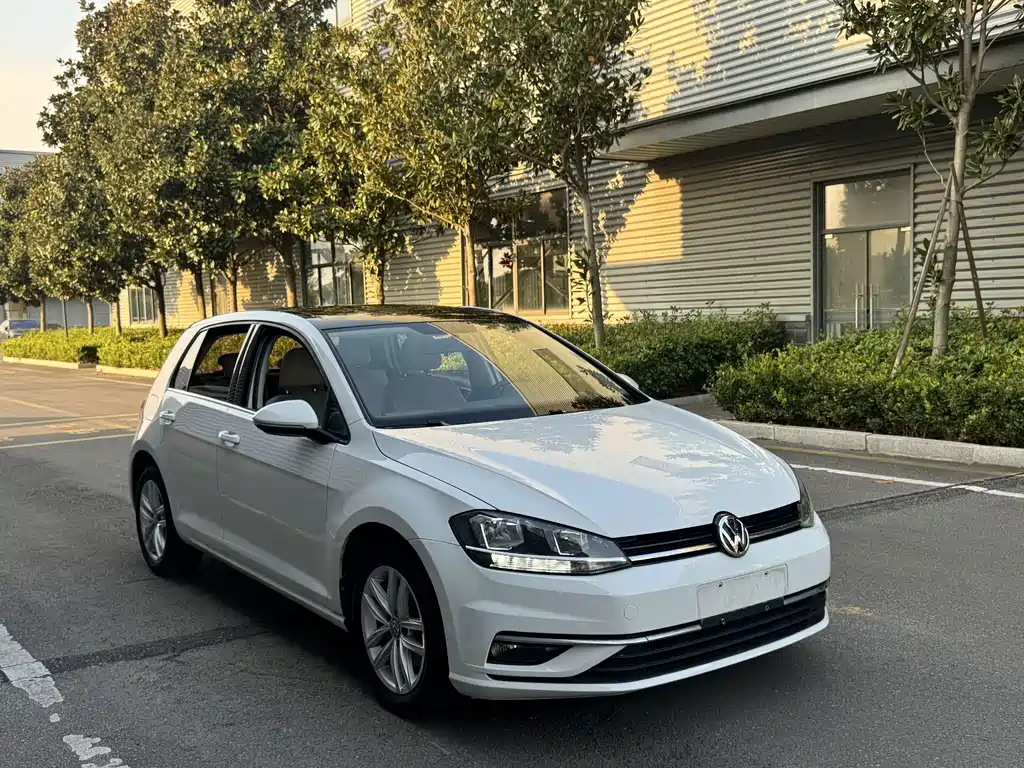 Volkswagen Golf — миниатюра 9