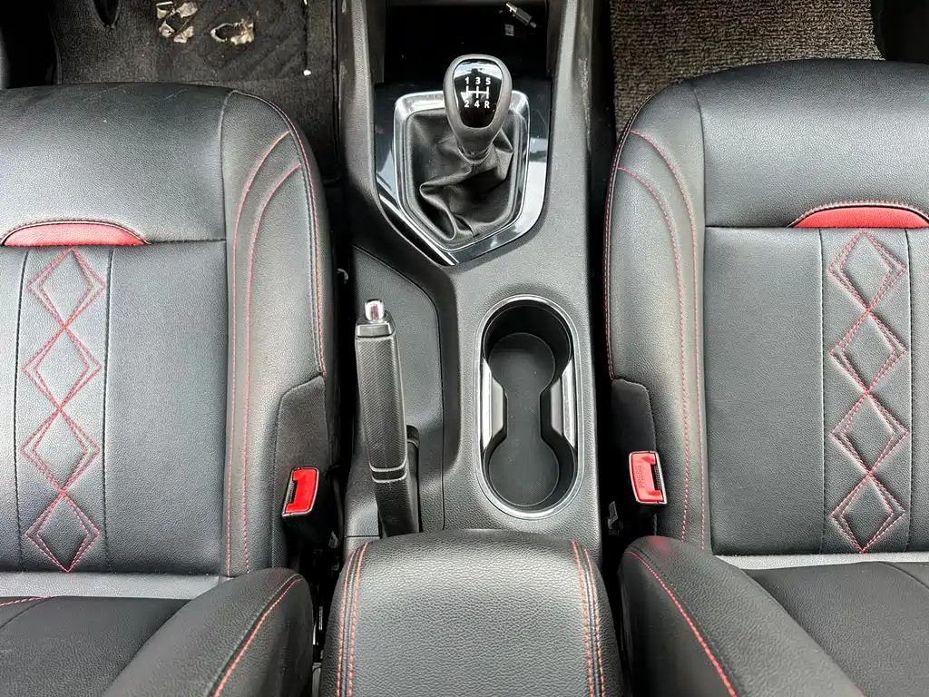 Soueast DX3 1.5L Manual Premium Type, фото 14