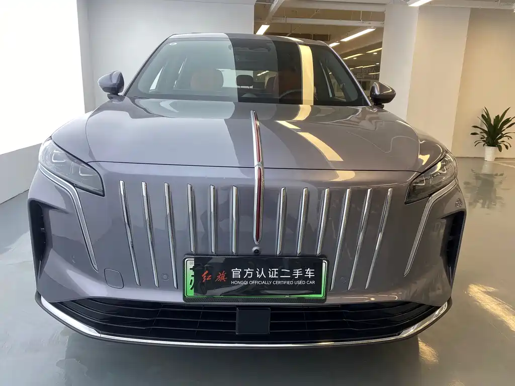 Hongqi HS6 PHEV 2026 220