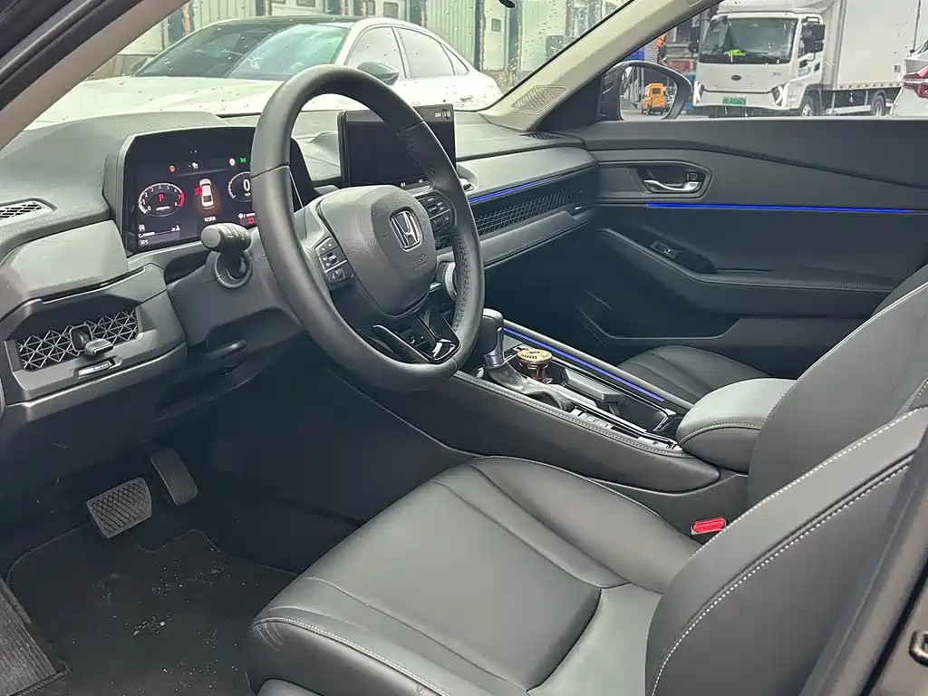 Honda Accord — миниатюра 3