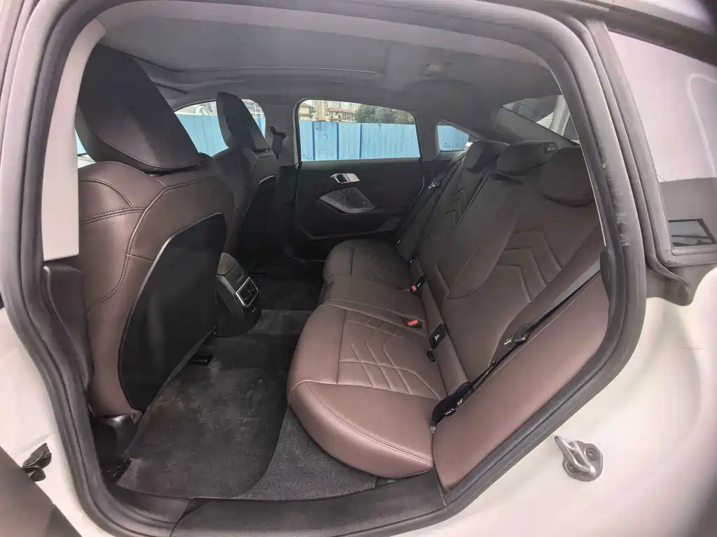 BMW 2 Series — миниатюра 9