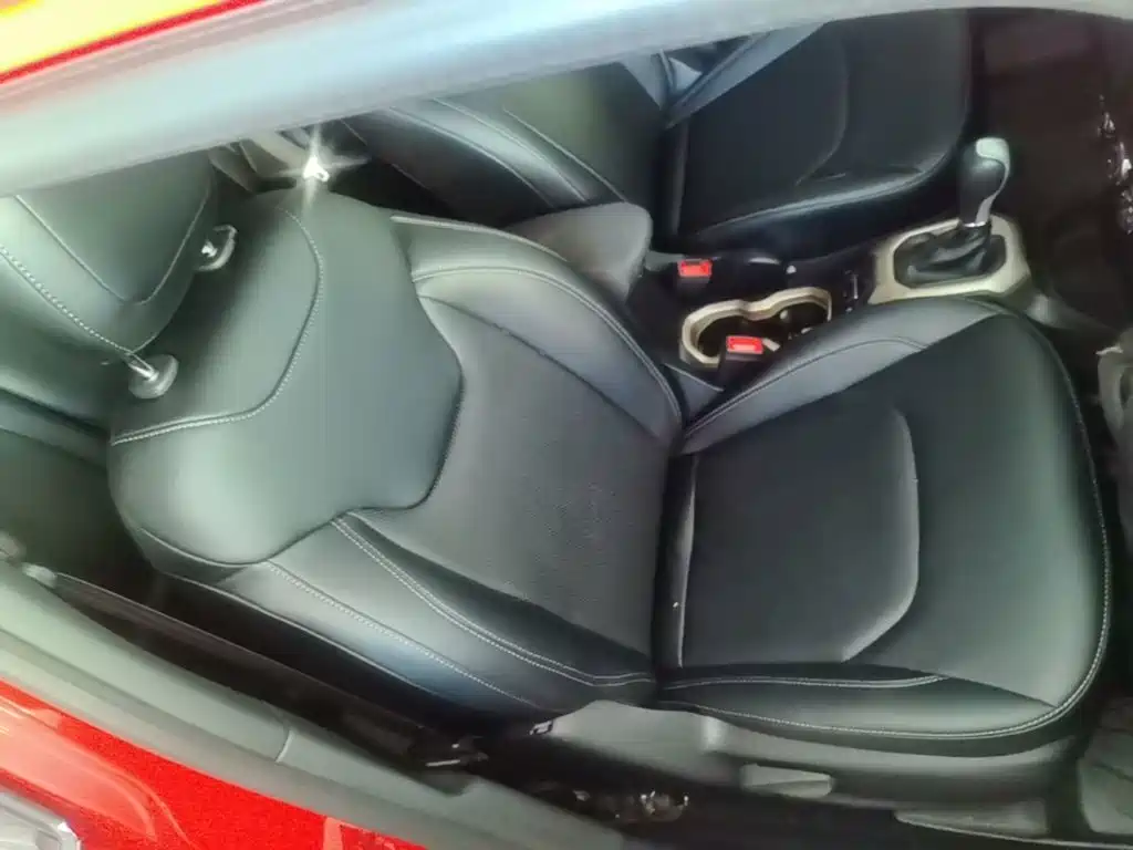 Jeep Renegade — миниатюра 25