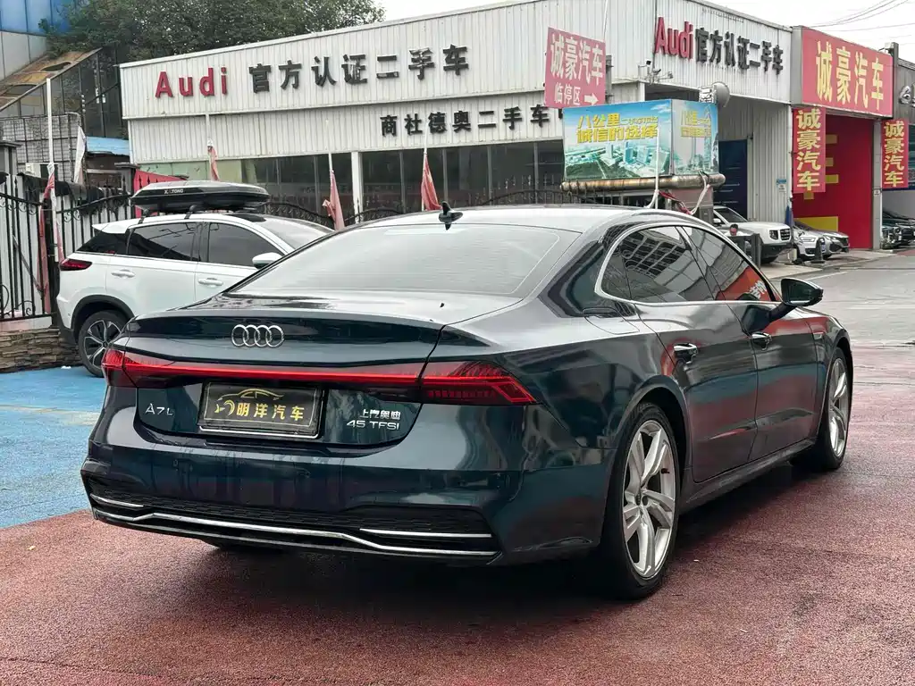Audi A7L — миниатюра 4