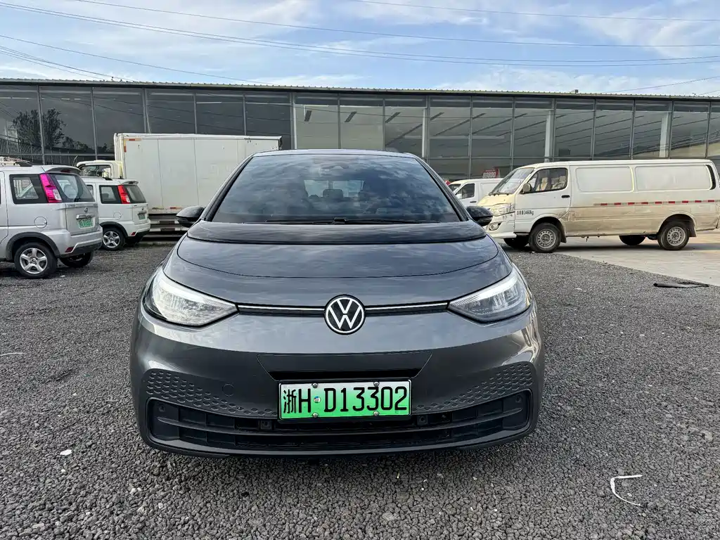 Volkswagen ID.3 — миниатюра 2