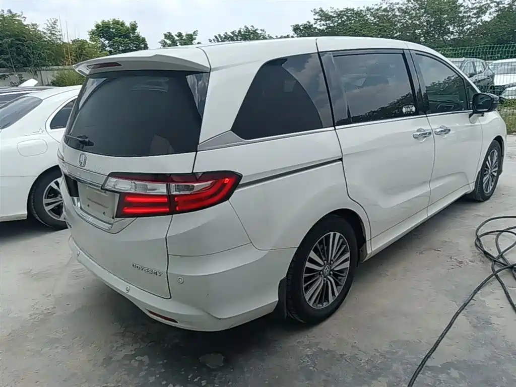 Honda Odyssey 2018 2.4L Premium