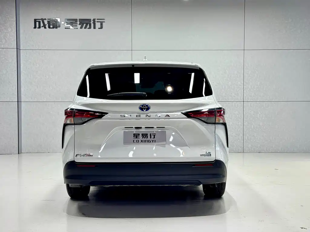 Toyota Sienna 2023 2.5L Comfort