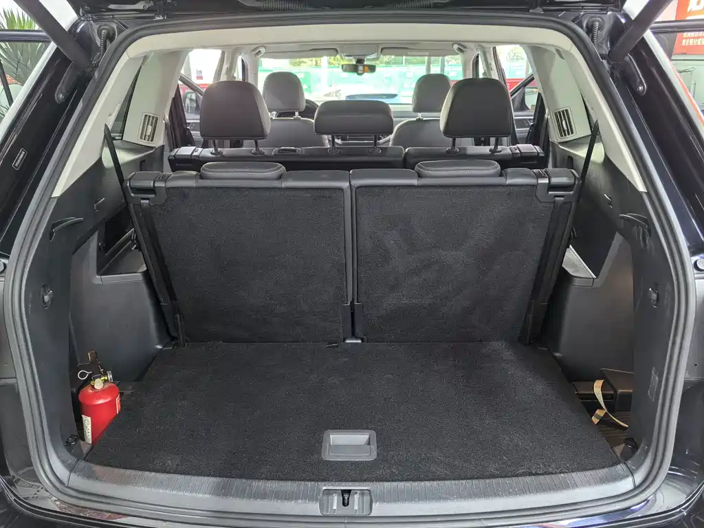 Volkswagen Teramont — миниатюра 11