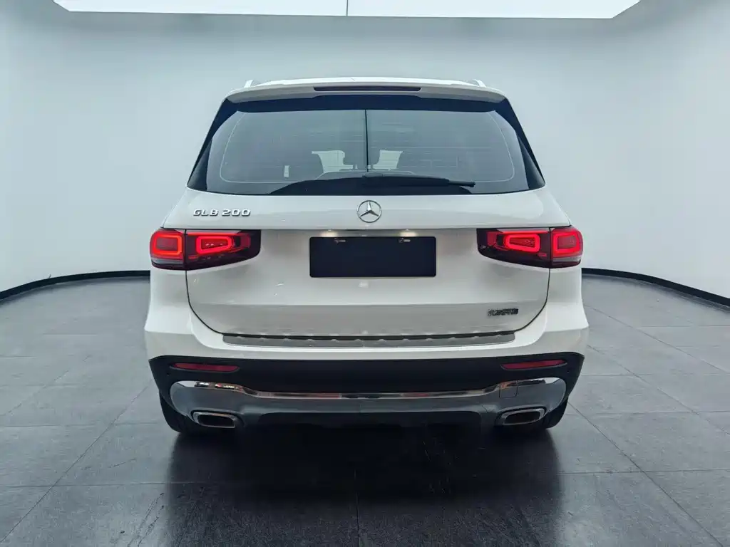Mercedes-Benz GLB — миниатюра 14