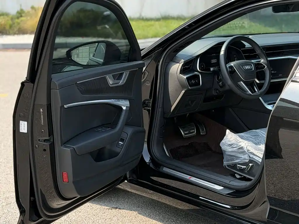 Audi A6L — миниатюра 5